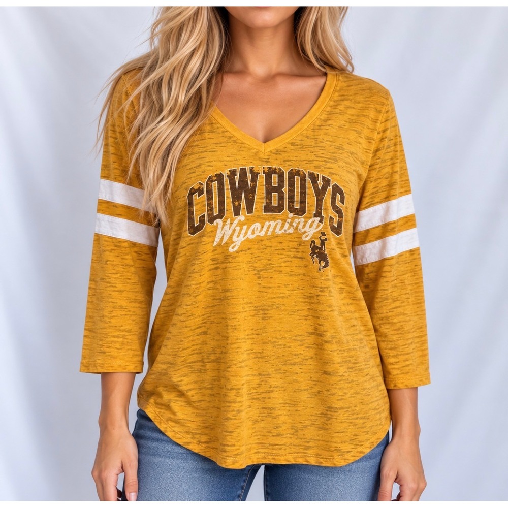 Blue 84 Wyoming Cowboys Large Gold Good V-Neck Slub Knit Stripe Sleeve Tee